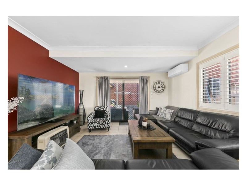 8/14-16 Henry Street, Guildford NSW 2161
