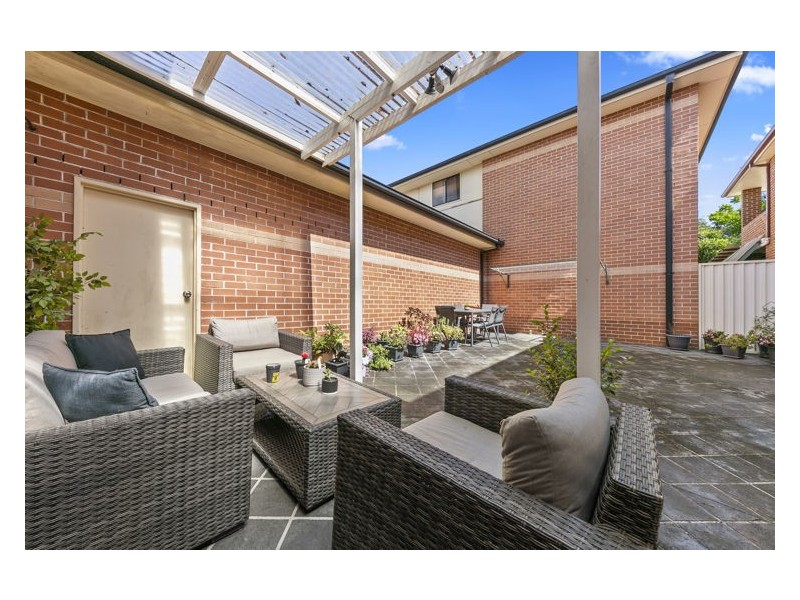 8/14-16 Henry Street, Guildford NSW 2161