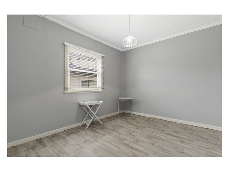 1 Cross Road, Merrylands NSW 2160