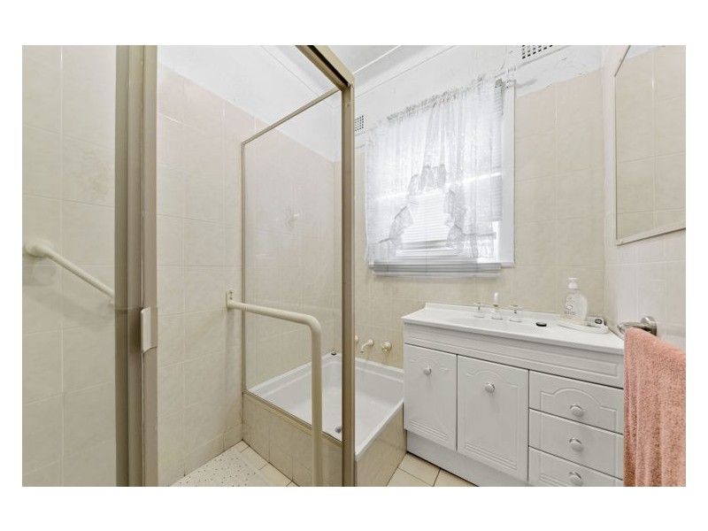 1 Cross Road, Merrylands NSW 2160