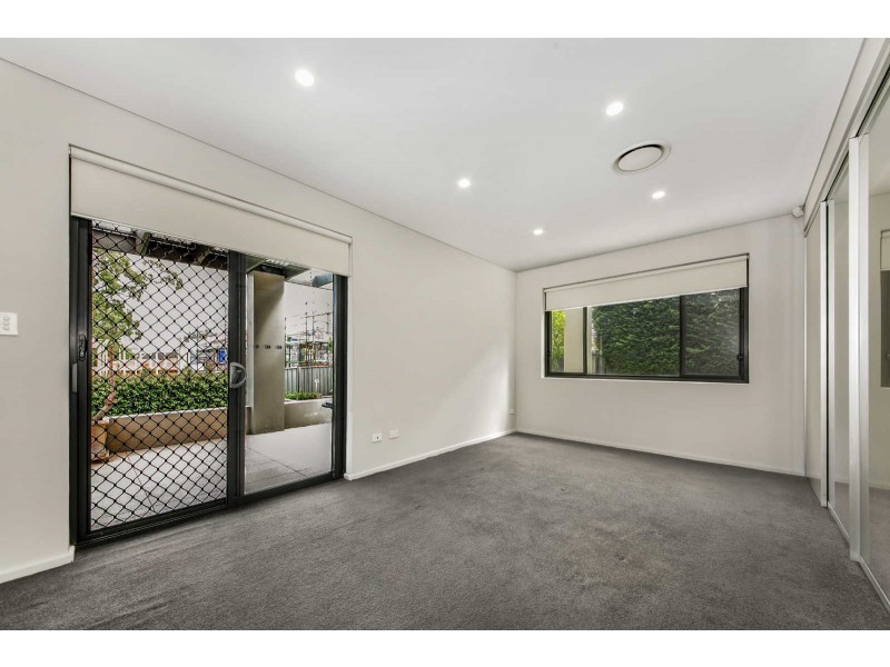 2 Crawley Street, Merrylands NSW 2160