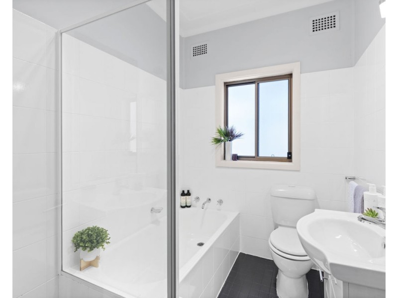 73 Clarence Street, Merrylands NSW 2160