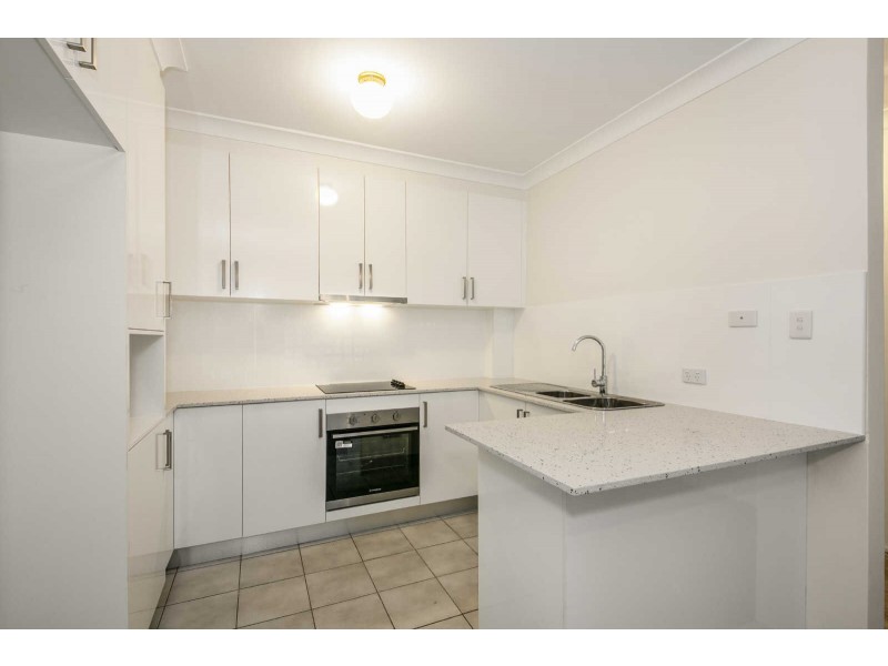 8/44 Memorial Avenue, Merrylands NSW 2160