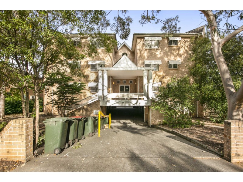 8/44 Memorial Avenue, Merrylands NSW 2160