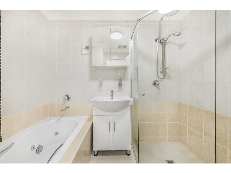 18/548 Woodville Road, Guildford NSW 2161