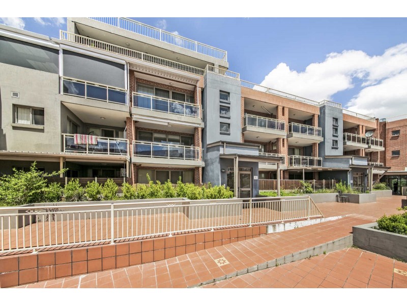 18/548 Woodville Road, Guildford NSW 2161
