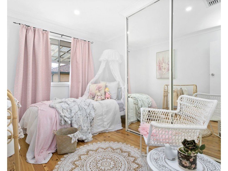 15 Cooma Road, Greystanes NSW 2145