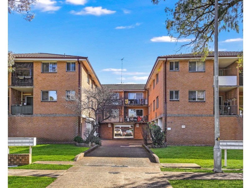 17/25 Cambridge Street, Merrylands NSW 2160