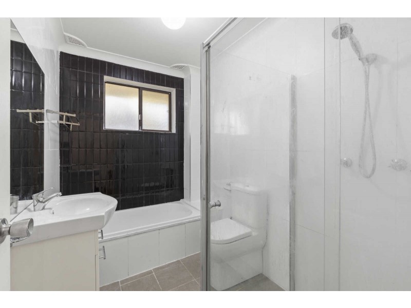 9/494-496 Merrylands Road, Merrylands West NSW 2160