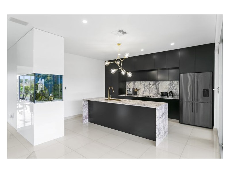 1 Pan Crescent, Greystanes NSW 2145