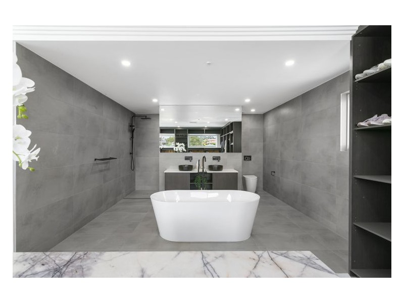 1 Pan Crescent, Greystanes NSW 2145