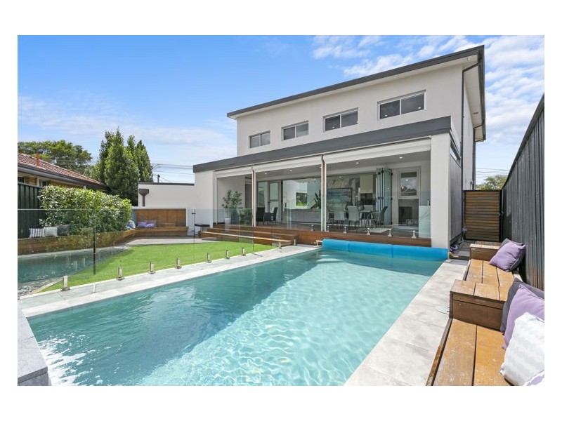 1 Pan Crescent, Greystanes NSW 2145