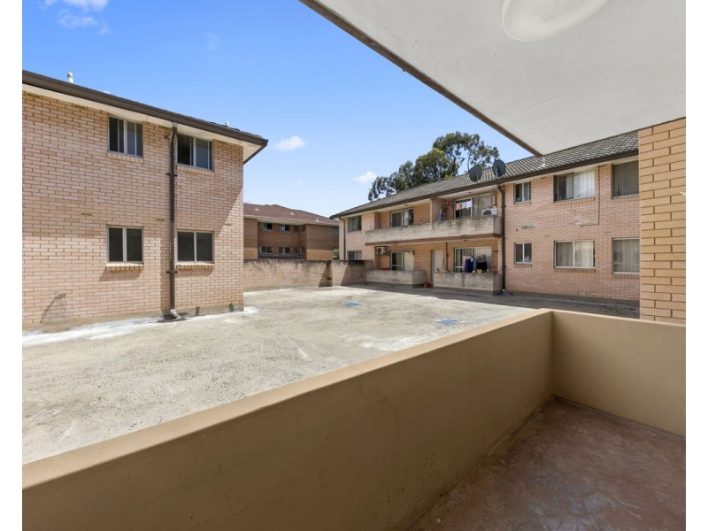 8/438-444 Guildford Road, Guildford NSW 2161