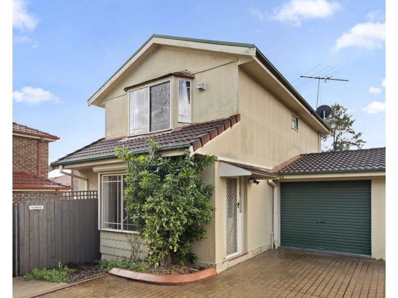 2/17c Morven Street, Guildford NSW 2161