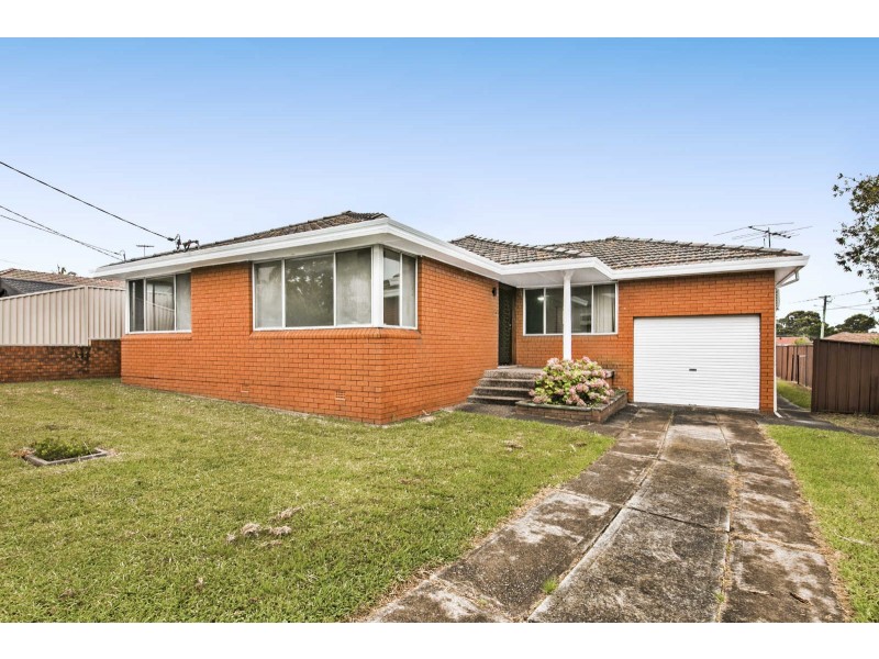 16 Yoogali Street, Merrylands NSW 2160