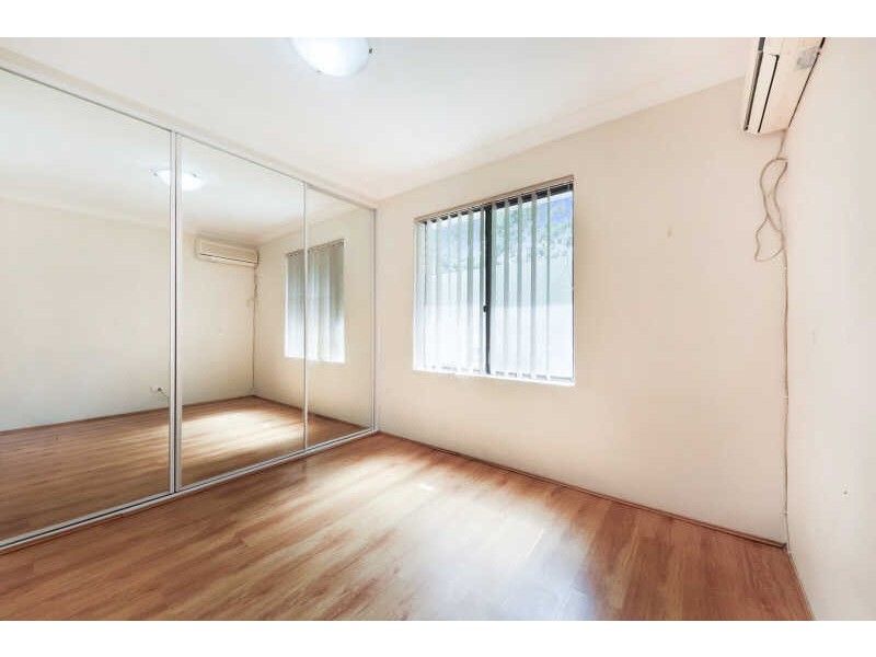 1/19  Central Avenue, Westmead NSW 2145
