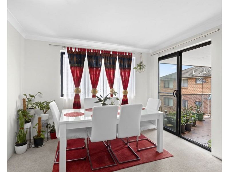 16/21 Weigand Avenue, Bankstown NSW 2200