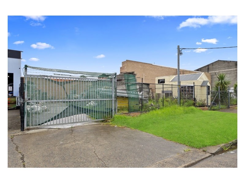 8 Cann Street, Guildford NSW 2161