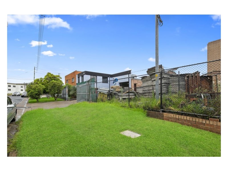 8 Cann Street, Guildford NSW 2161