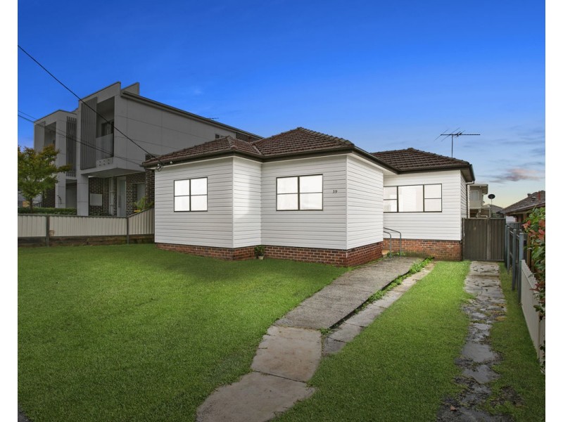 39 Barcom Street, Merrylands NSW 2160