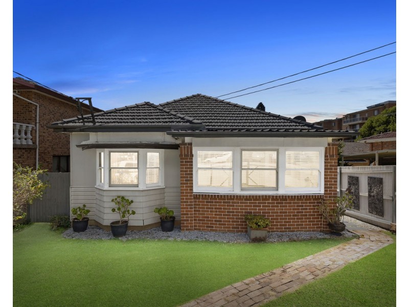 5b Rhodes Avenue, Guildford NSW 2161
