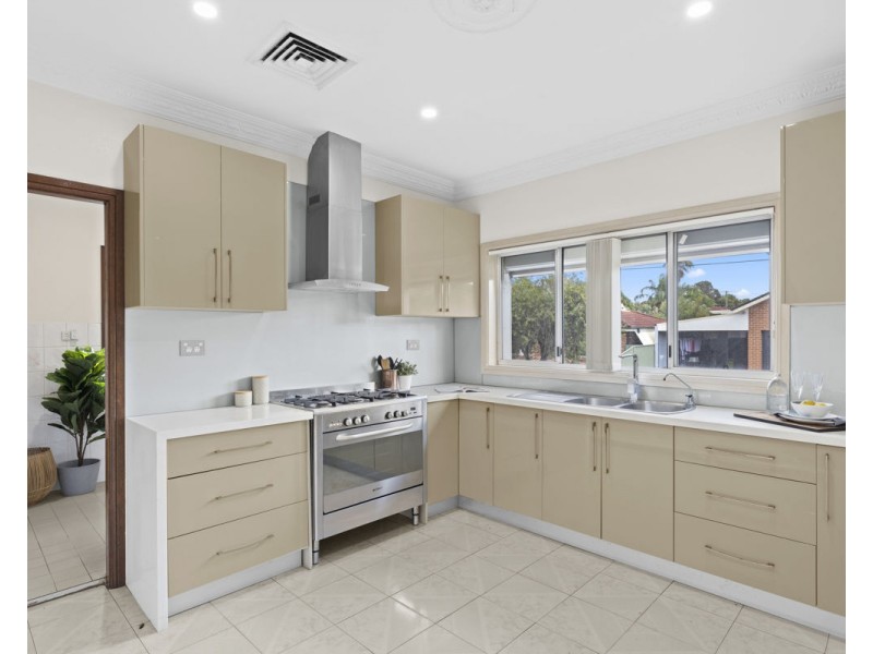 20 Blackwood Road, Merrylands NSW 2160