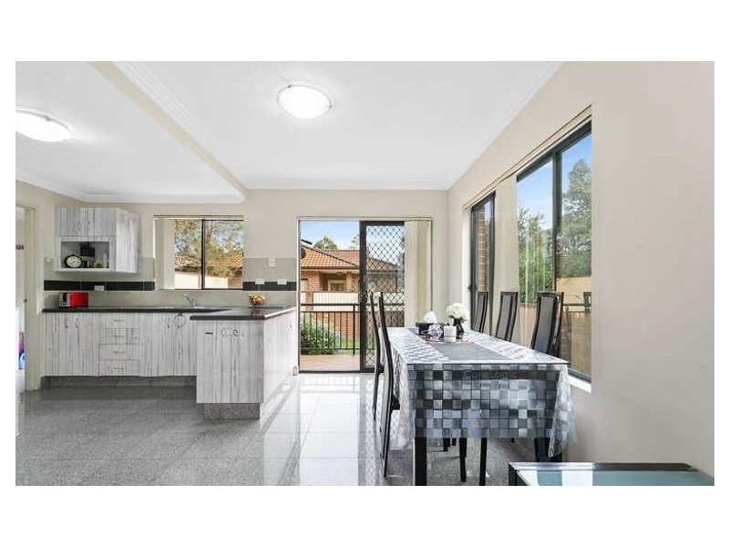 2/3a Wirralee Street, South Wentworthville NSW 2145