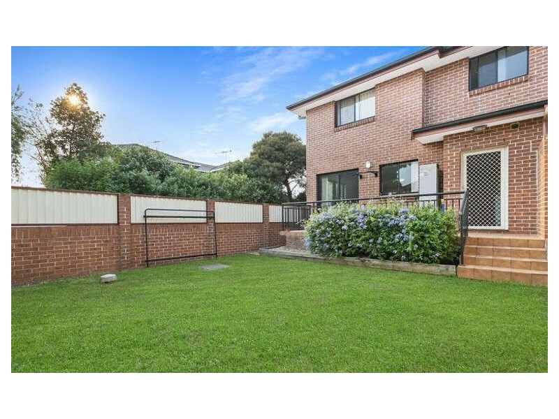 2/3a Wirralee Street, South Wentworthville NSW 2145