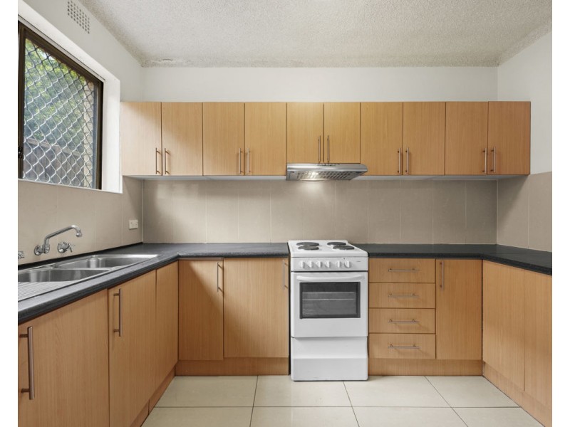 1/11-13 Crown Street, Granville NSW 2142