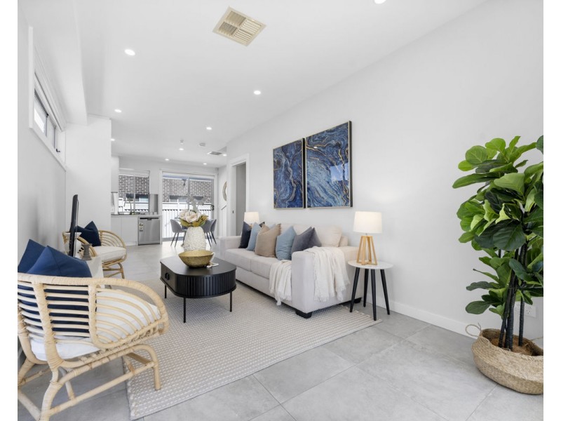 1/170 Dunmore Street, Wentworthville NSW 2145