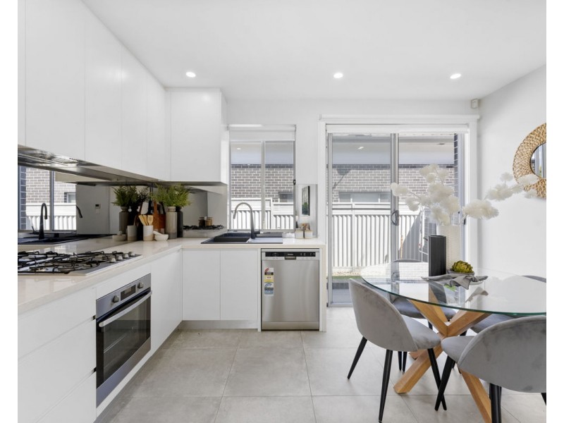 1/170 Dunmore Street, Wentworthville NSW 2145