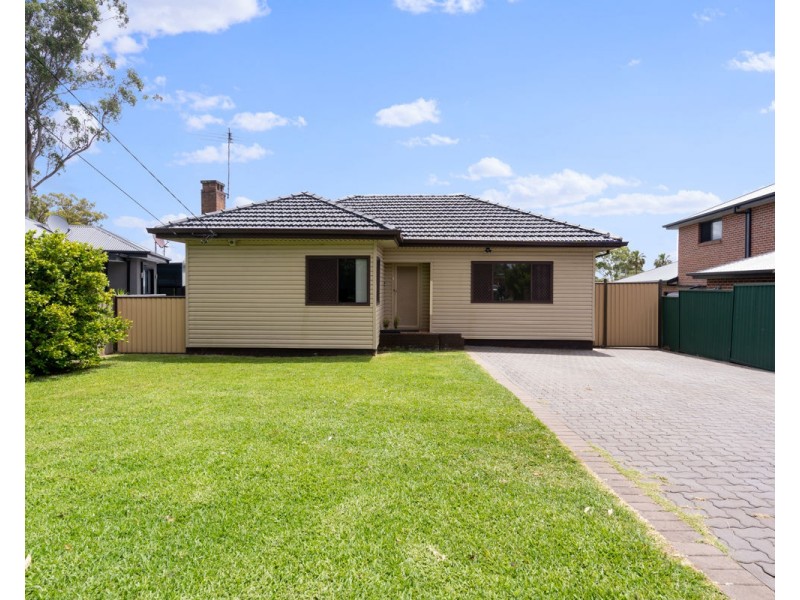 15 Mera Street, Guildford NSW 2161