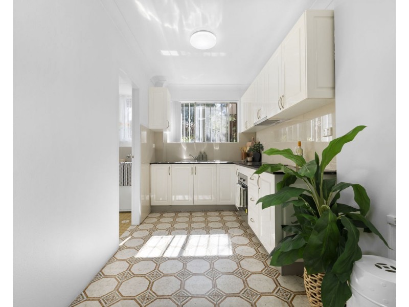 1/18 Crown Street, Granville NSW 2142