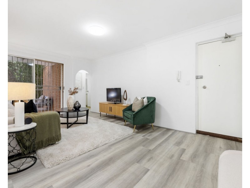 1/18 Crown Street, Granville NSW 2142