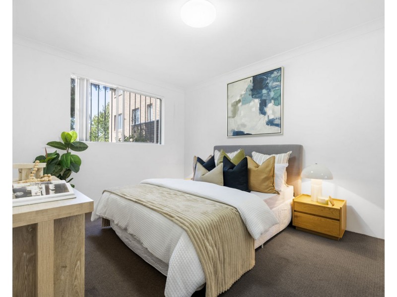 1/18 Crown Street, Granville NSW 2142