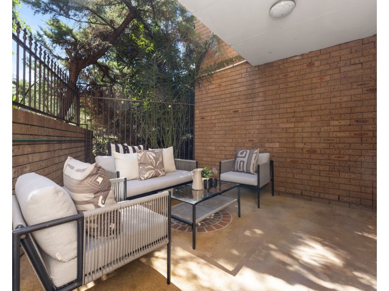1/18 Crown Street, Granville NSW 2142