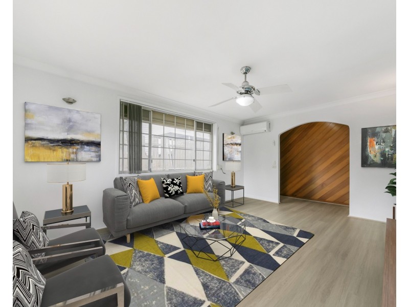 49 Fairfield Rd, Woodpark NSW 2164