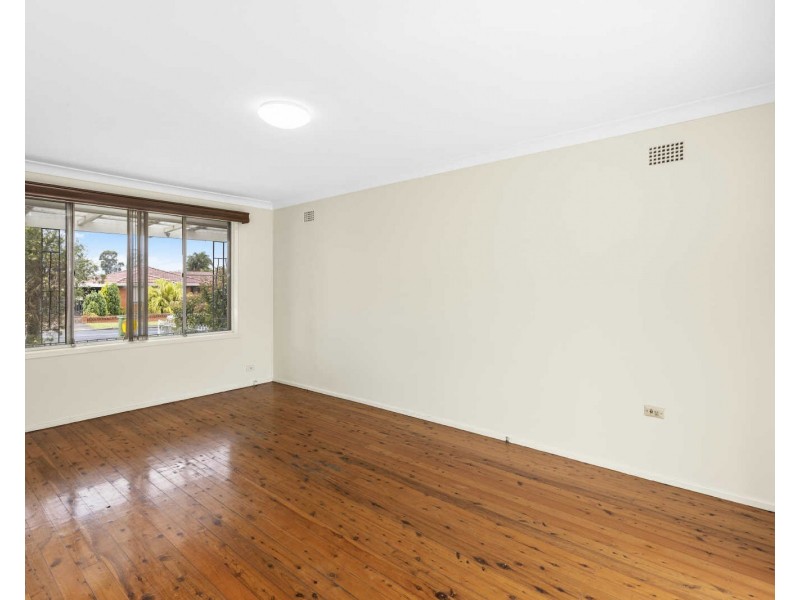 52 Ian Street, Greystanes NSW 2145