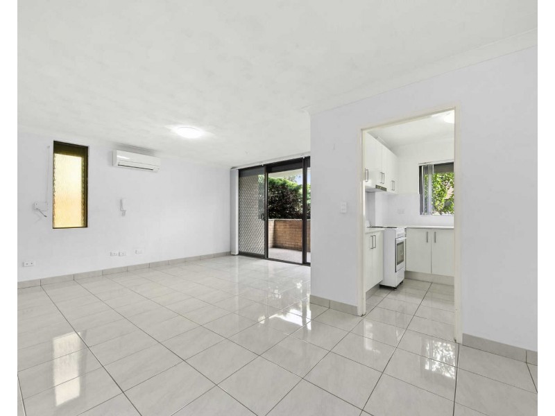 12/28-32 Treves Street, Merrylands NSW 2160