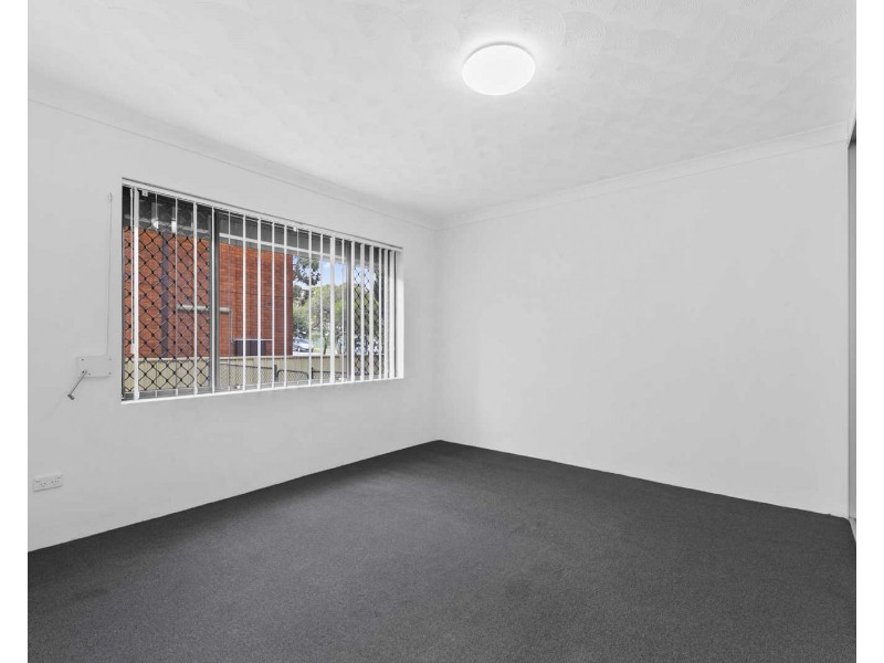 12/28-32 Treves Street, Merrylands NSW 2160