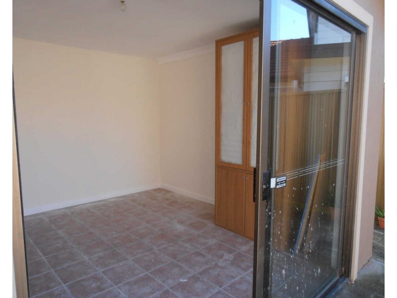 7a Flamingo Pl, Pendle Hill NSW 2145