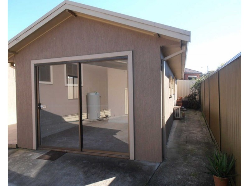 7a Flamingo Pl, Pendle Hill NSW 2145