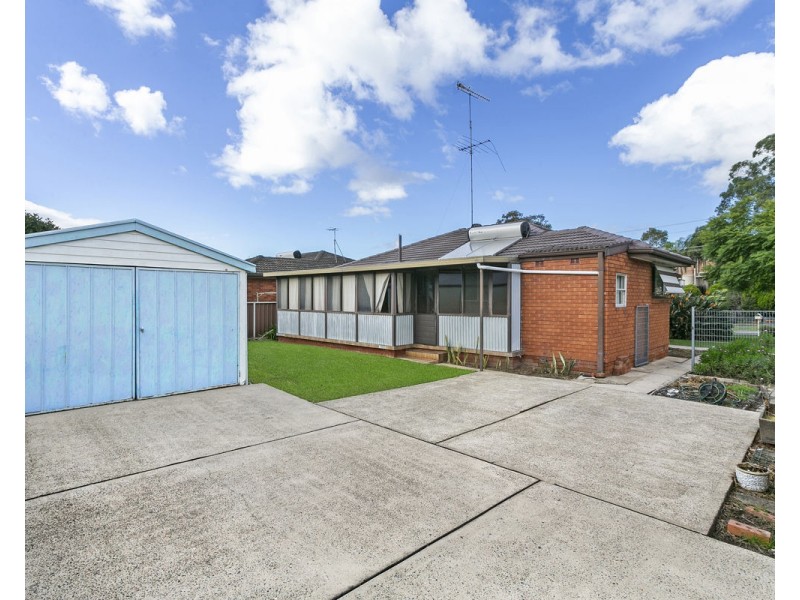 6 Macleay Street, Greystanes NSW 2145