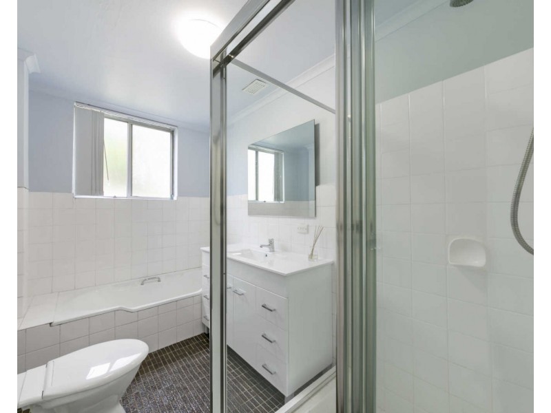 2/466-468 Guildford Road, Guildford NSW 2161