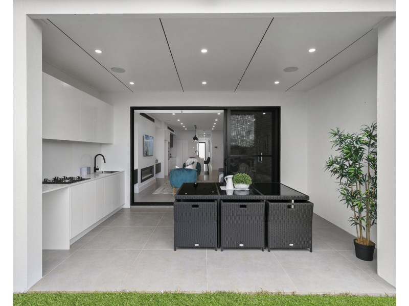 54 Edna Avenue, Merrylands NSW 2160