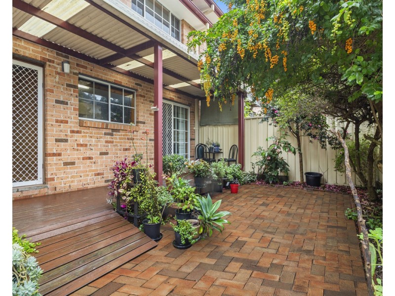 8/83 Queen Street, Guildford NSW 2161