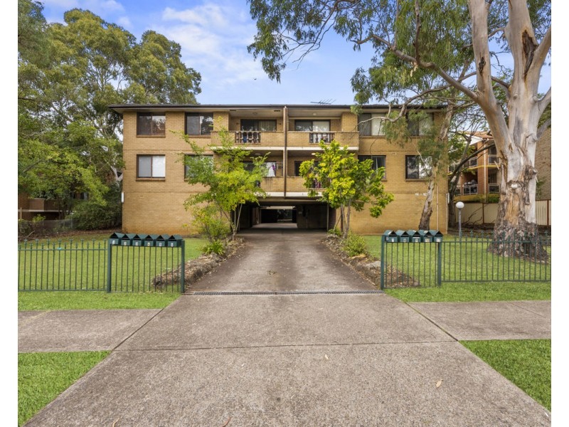 1/22-24 Paton Street, Merrylands NSW 2160