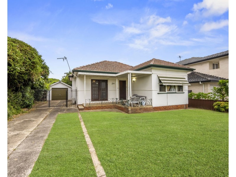 2 Bertha Street, Merrylands NSW 2160