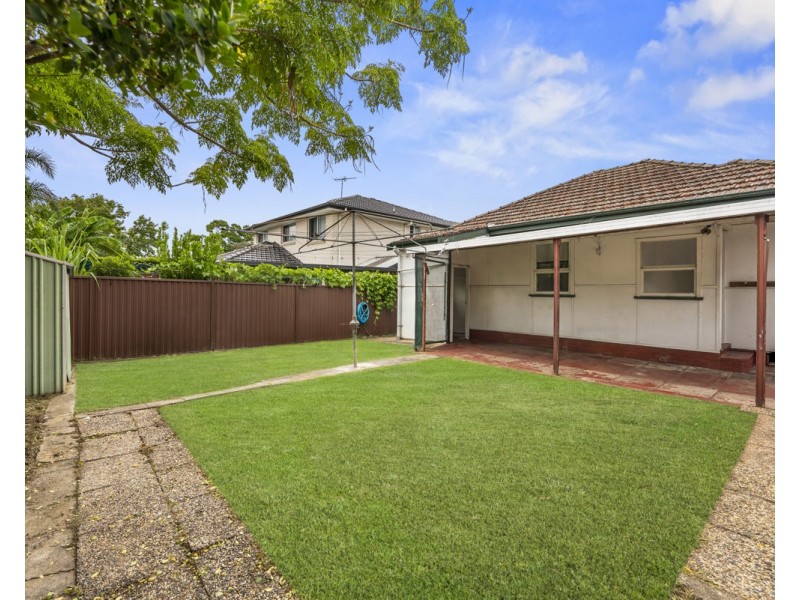 2 Bertha Street, Merrylands NSW 2160