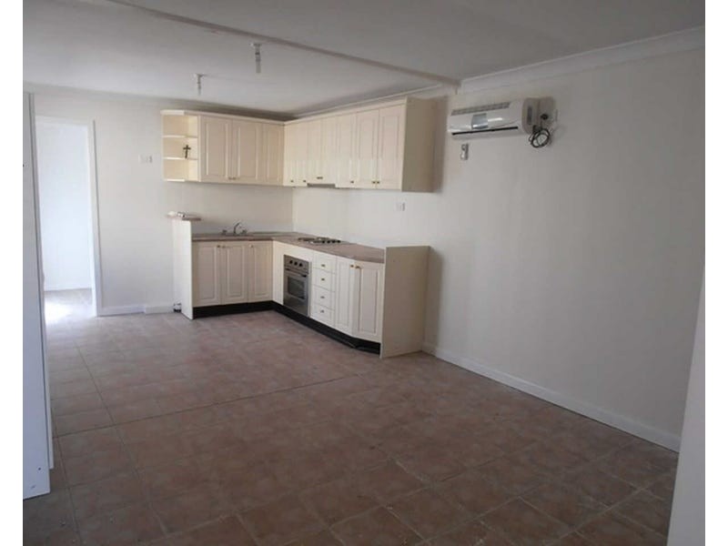 7a Flamingo PL, Pendle Hill NSW 2145